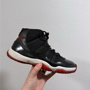 Jordan retro 11 bred
